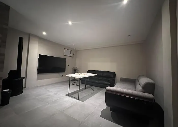 The House Taguig Near Bgc