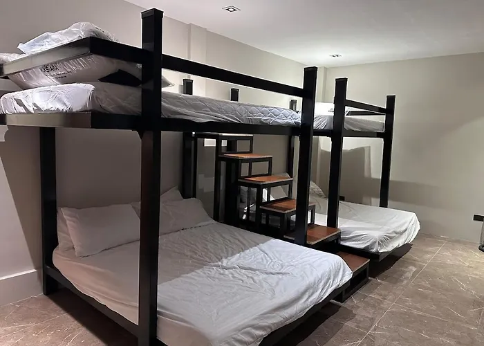 The House Taguig Near Bgc