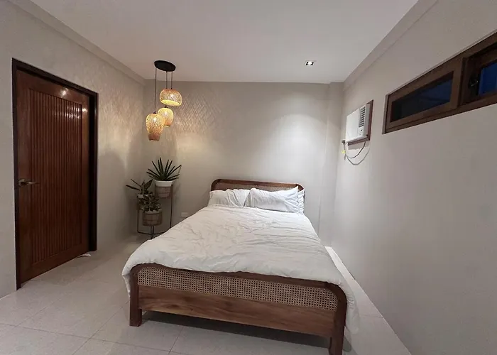The House Taguig Near Bgc Manille